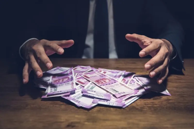 تحصیل مال نامشروع