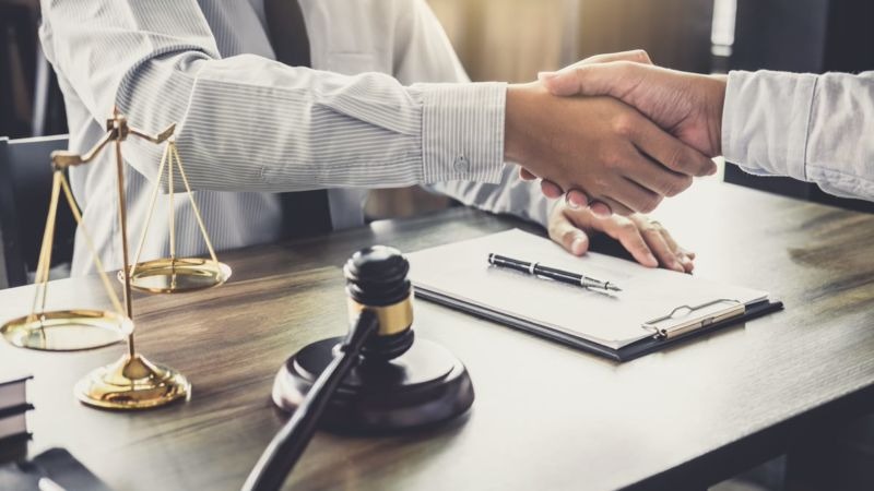 عکس معرفی انواع دعاوی حقوقی