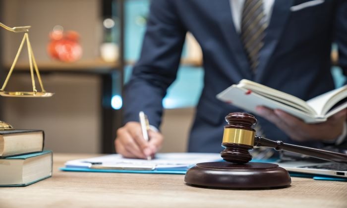عکس مفهومی انواع وکیل